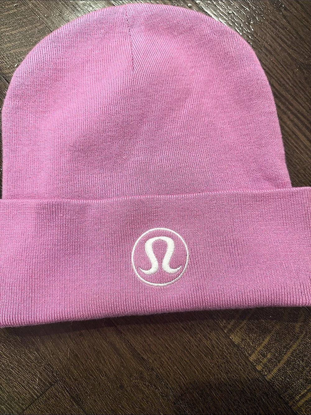 lululemon Wool-Blend Knit Logo Beanie Pink - Picture 1 of 3